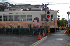 嵐電嵯峨駅近くの踏切