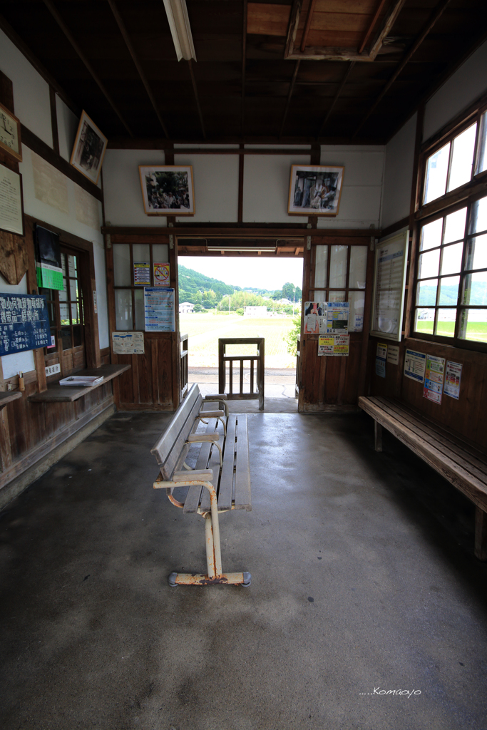 因美線美作滝尾駅