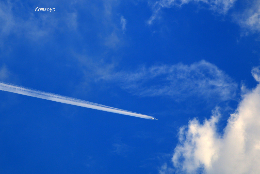 豪快な飛行機雲