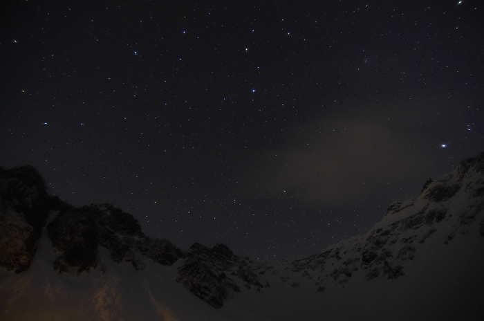 吊尾根と星空