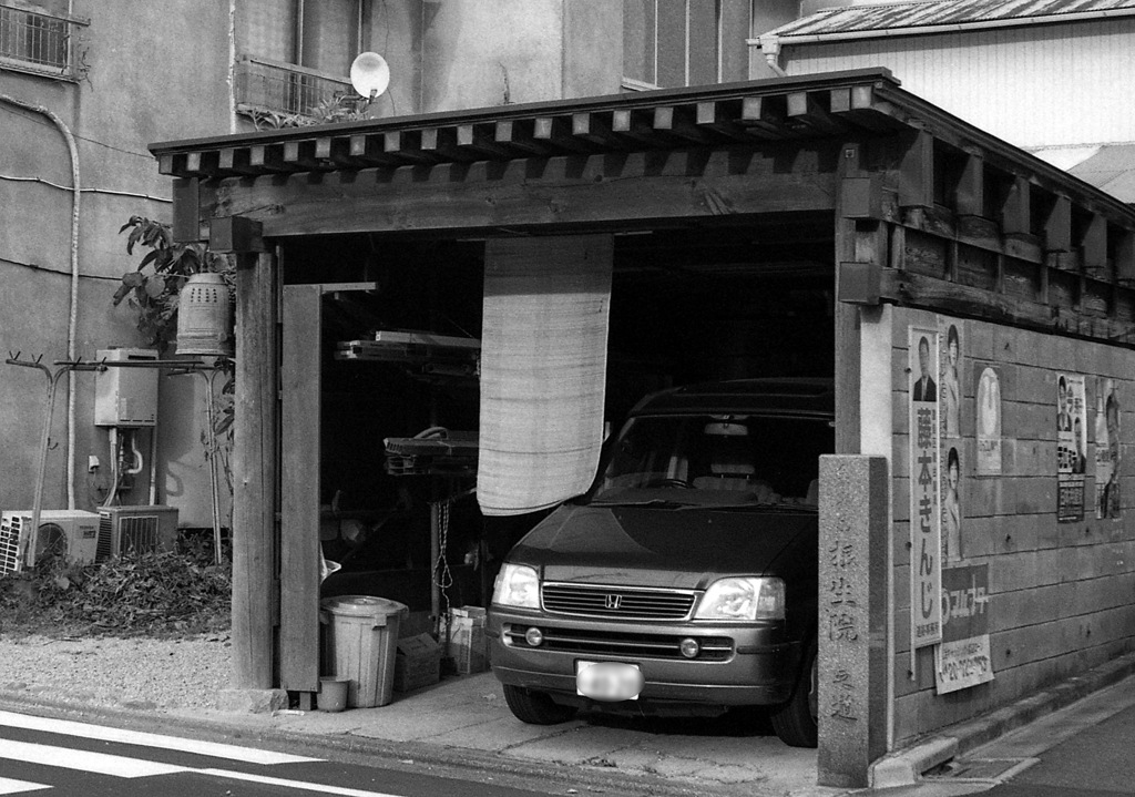 鐘付き車庫