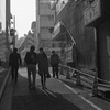 後ろ姿の人々03