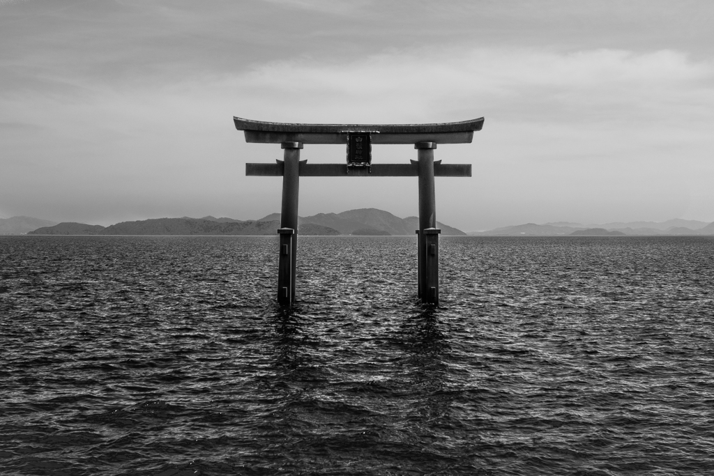 白鬚神社