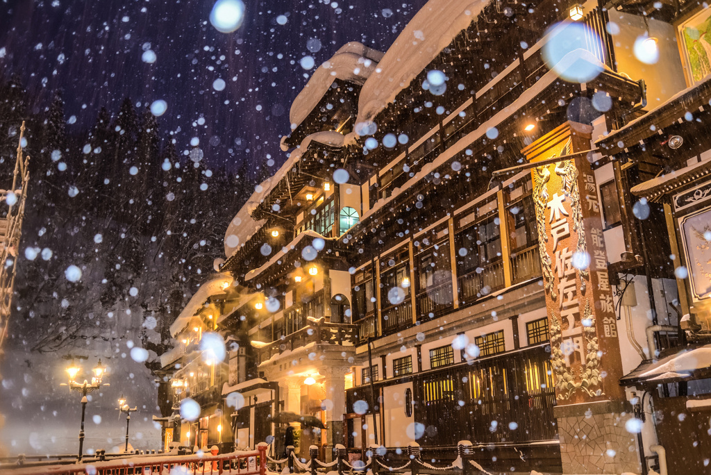 銀山温泉 雪夜景