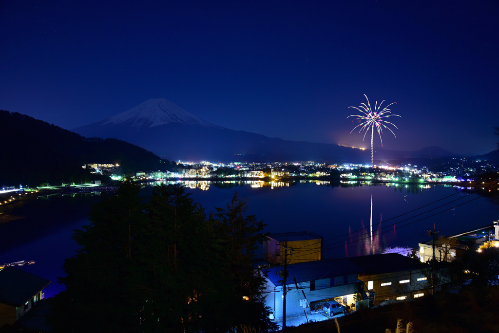 再び河口湖冬花火