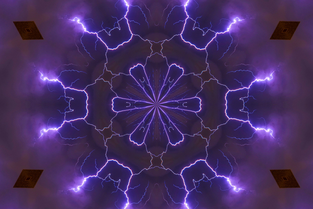 万華鏡(稲光)