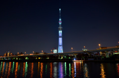 春の隅田川夜景