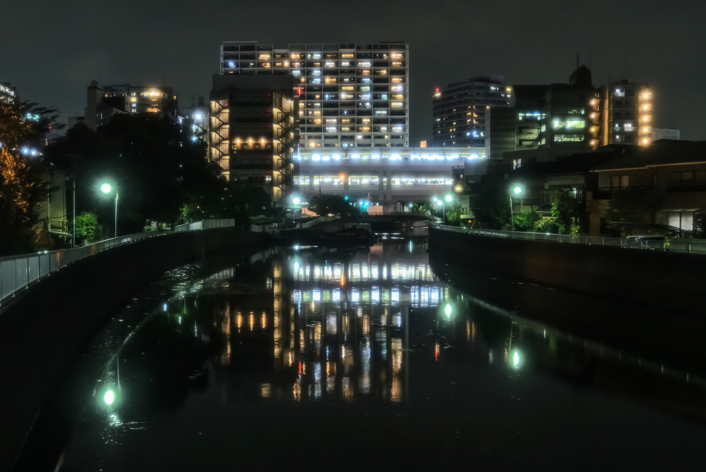 京急蒲田駅の夜景