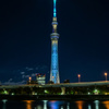 月とスカイツリー