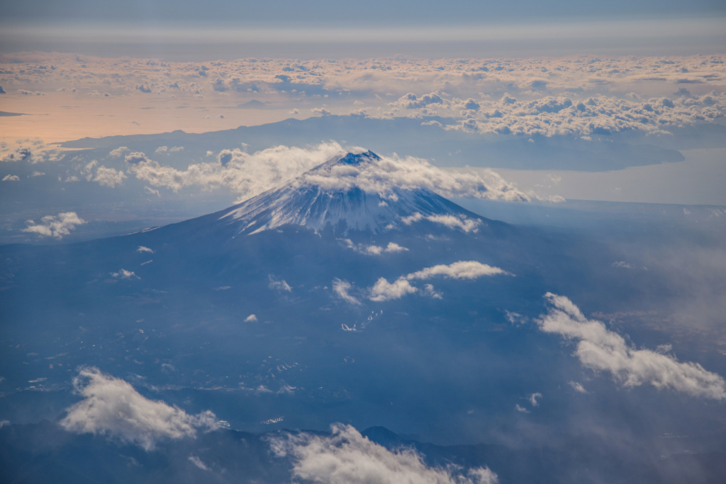 窓から富士山