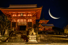 夜明け前の清水寺