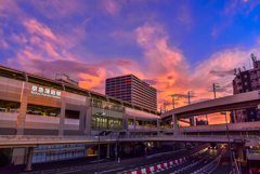 夜明けの京急蒲田駅