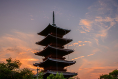 本門寺五重塔と夕焼け