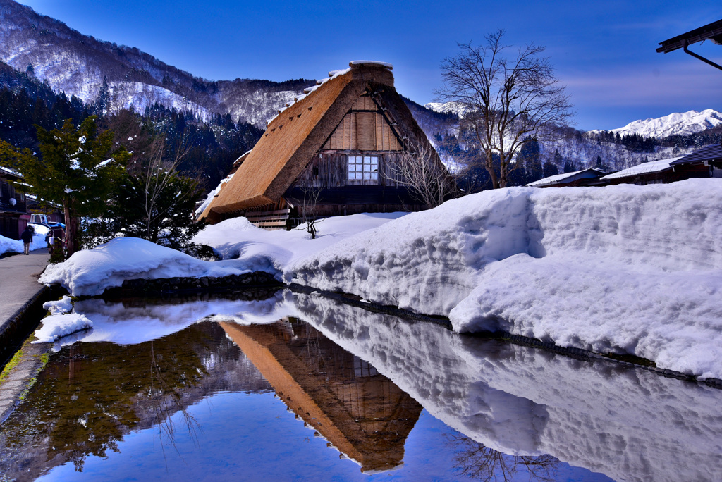 残雪白川郷3