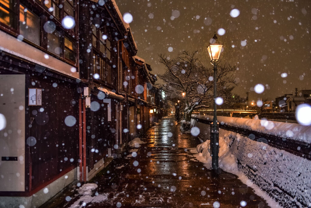 主計町雪景色