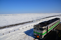 オホーツク海に最も近い駅