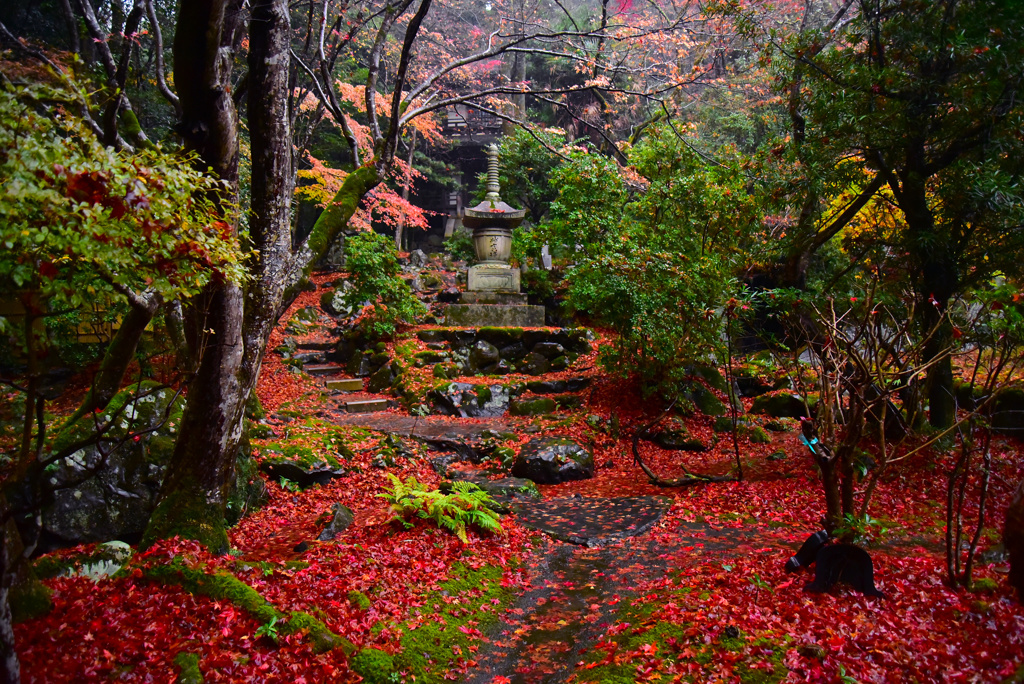 雨の日の栖賢寺4 By 鈴電 Id 写真共有サイト Photohito