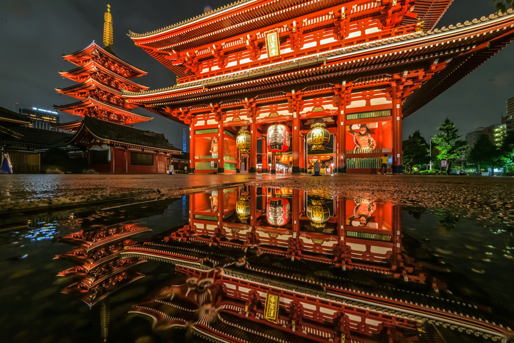 浅草寺リフレクション