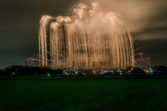 炎の雨が降る