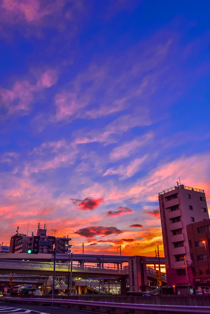 夜明けの京急蒲田駅2