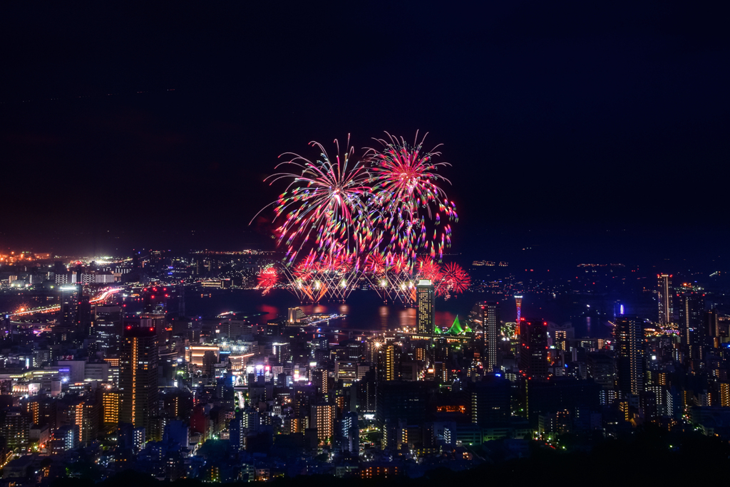 思い出の花火大会: 2017年のみなとこうべ海上花火大会