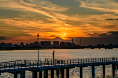 羽田空港船着場の夕暮れ