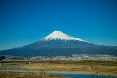 車窓から富士山。
