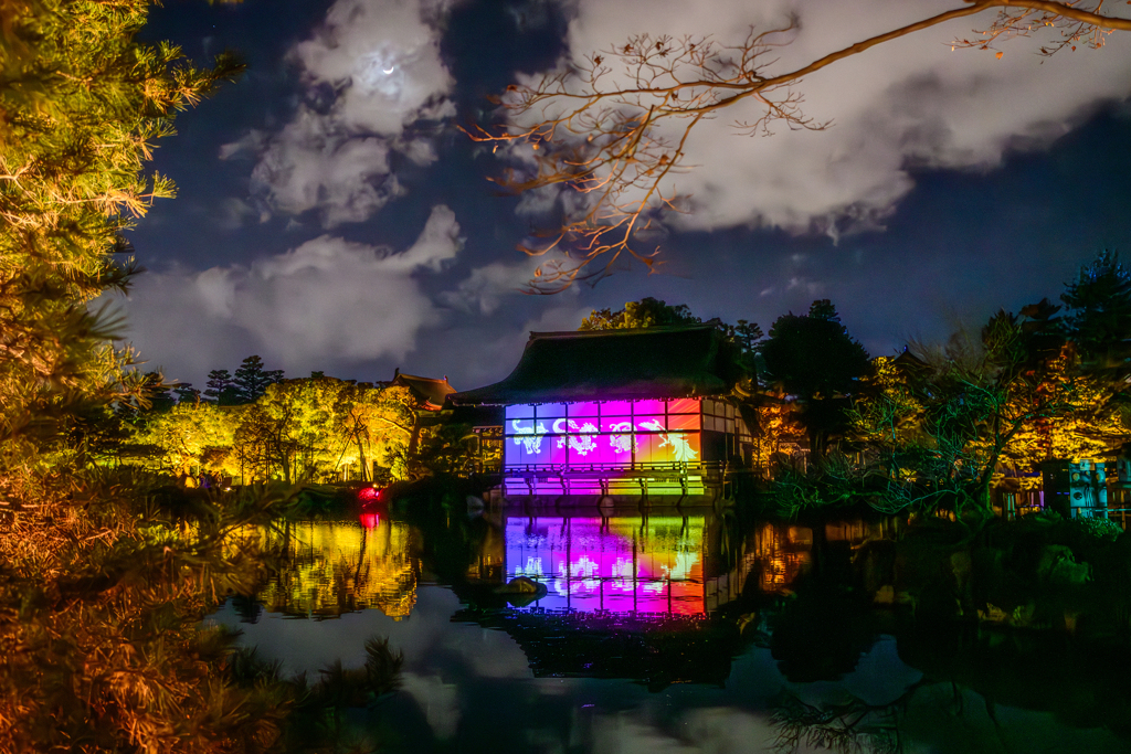 NAKEDヨルマイリ