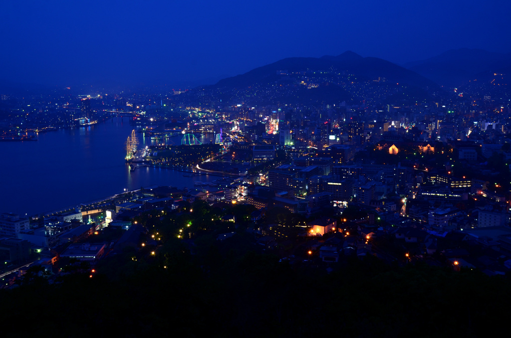 雨に煙る長崎夜景3