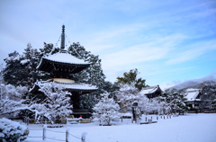 清凉寺雪景色