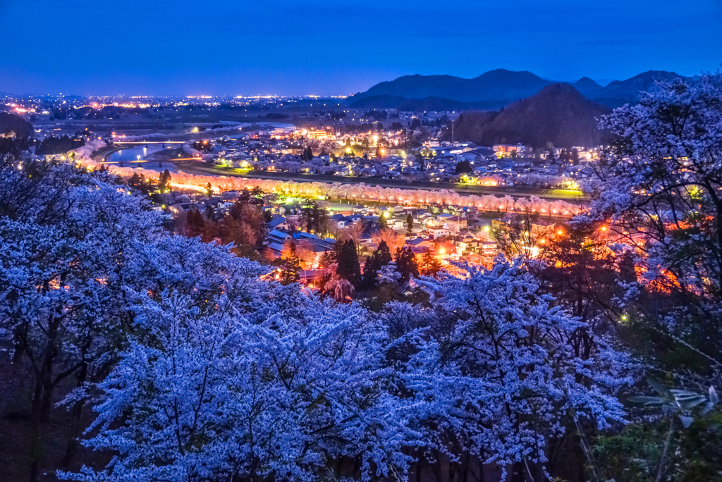 六年前の古城山夜景