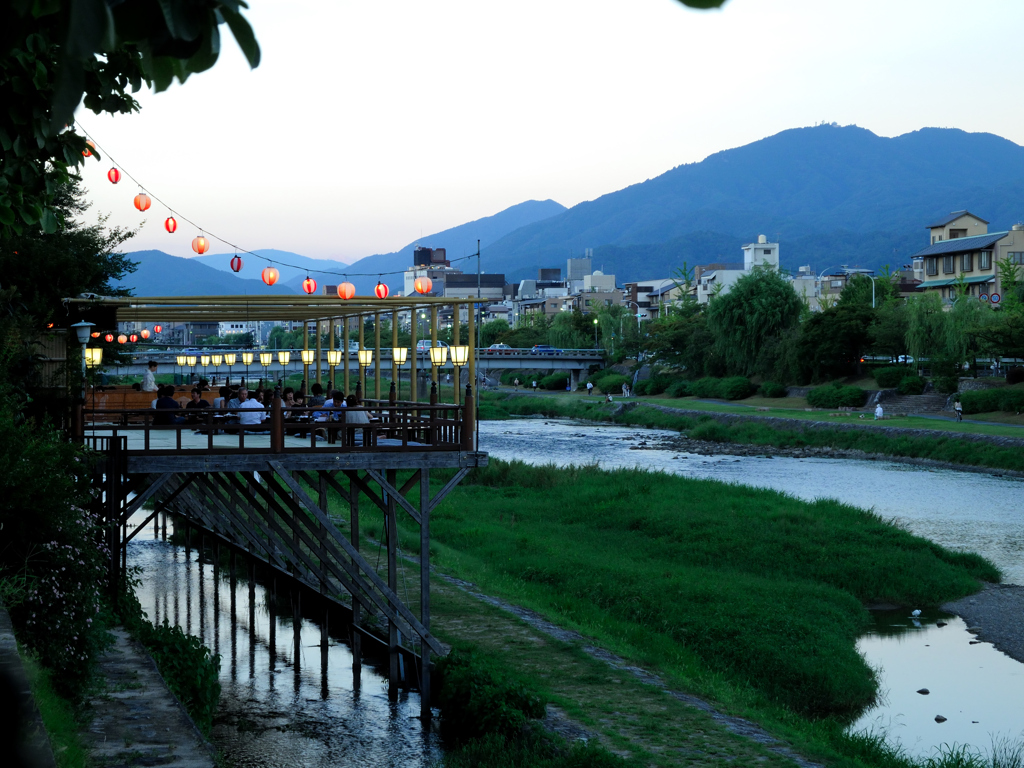 鴨川納涼床