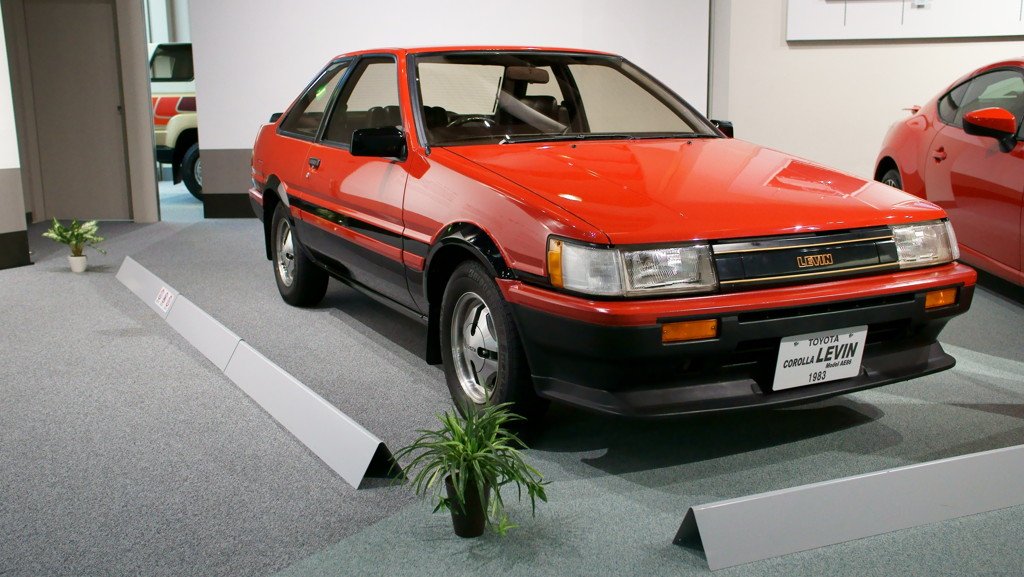 カローラレビン　1983