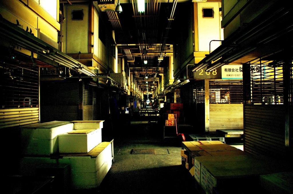 Wholesale market
