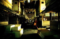 Wholesale market