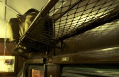 レトロな電車 網棚