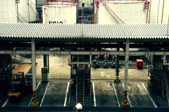 休日の工場