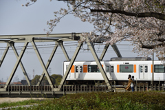 男の子はみんな電車好き