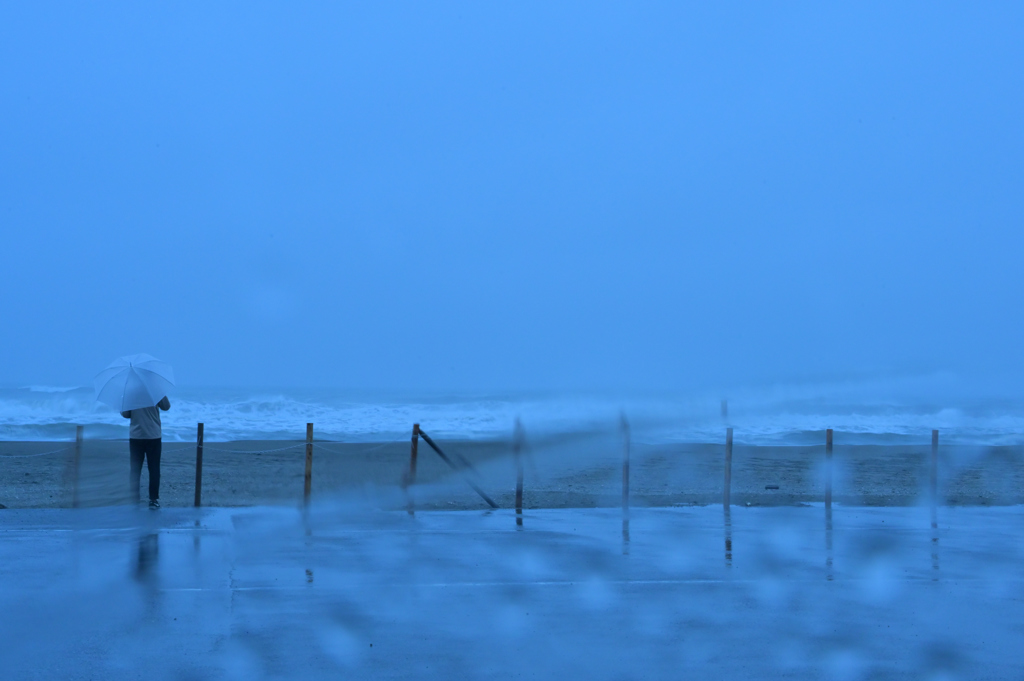 令和元年の朝日はおあずけです。