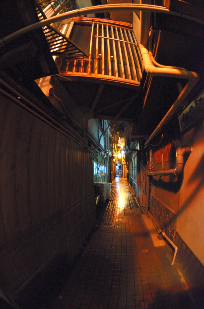 温泉街の空中連絡間