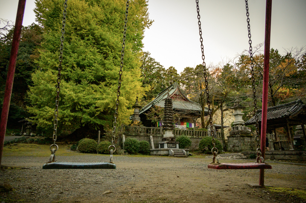 晩秋遊具