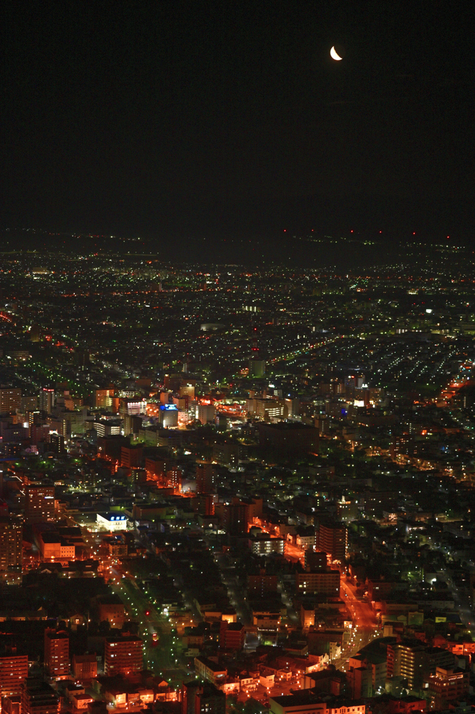 函館の夜空と月