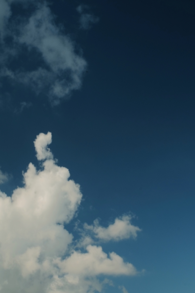 残暑の雲