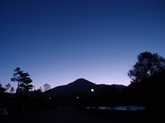 漆黒の蓼科山