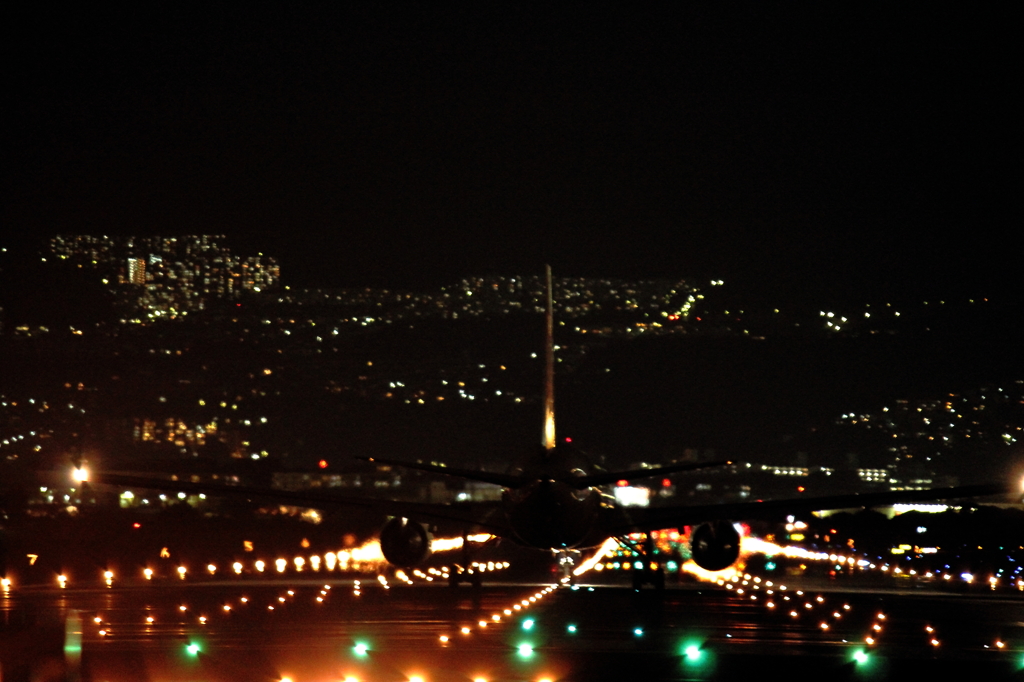 千里川から見渡す夜景