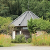 三角屋根の小屋