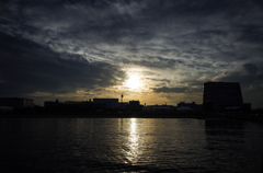 公園と海と夕日