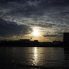 公園と海と夕日