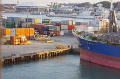 港
