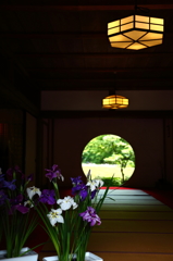 円窓 II